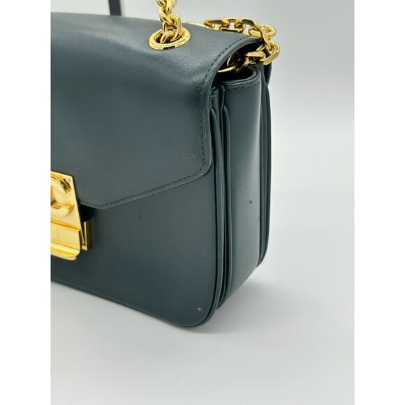 Celine Shiny Calfskin Medium C Bag Hunter Green 2018 collection! Gorgeous! - Picture 6 of 16